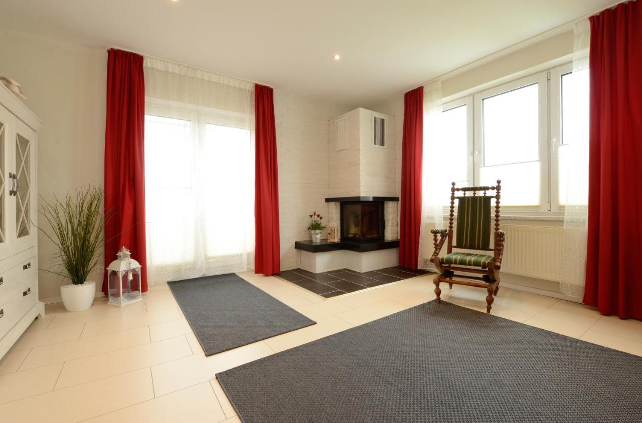 Ferienwohnung Seestern Fuer 6 Personen Mit Kamin & Terrasse Boltenhagen  Exterior photo