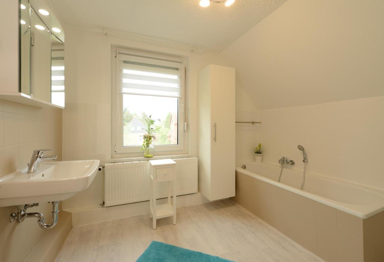 Ferienwohnung Seestern Fuer 6 Personen Mit Kamin & Terrasse Boltenhagen  Exterior photo